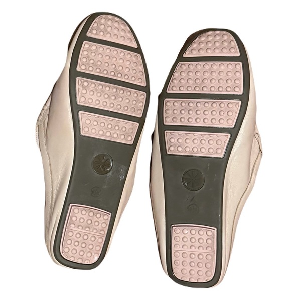 Isaac Mizrahi Live! Leather Mule Moccasins Rose/Pink with Gold Hardwear Size 8.5 - Picture 9 of 9